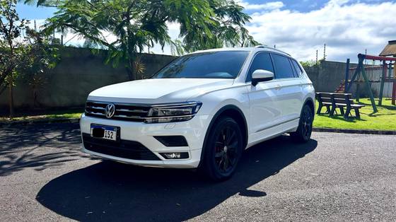 VOLKSWAGEN TIGUAN 1.4 250 TSI TOTAL FLEX ALLSPACE COMFORTLINE TIPTRONIC